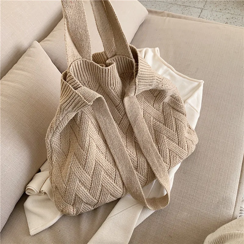 

Casual Knitted Woolen Women Shoulder Bags Designer Plush Handbags Harajuku Crossbody Bag Lady Large Capacity Purses 2021 Winter