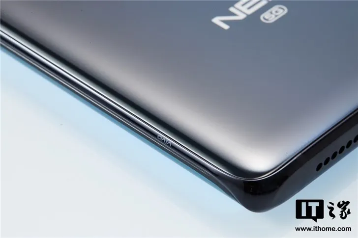 Vivo Nex 3 5G Смартфон Snapdragon 855 Plus 6,8" Super Amoled 12 Гб ОЗУ 256 Гб ПЗУ 64,0 Мп+ 16,0 Мп+ 13,0 МП+ 13,0 МП 44 Вт Супер зарядка