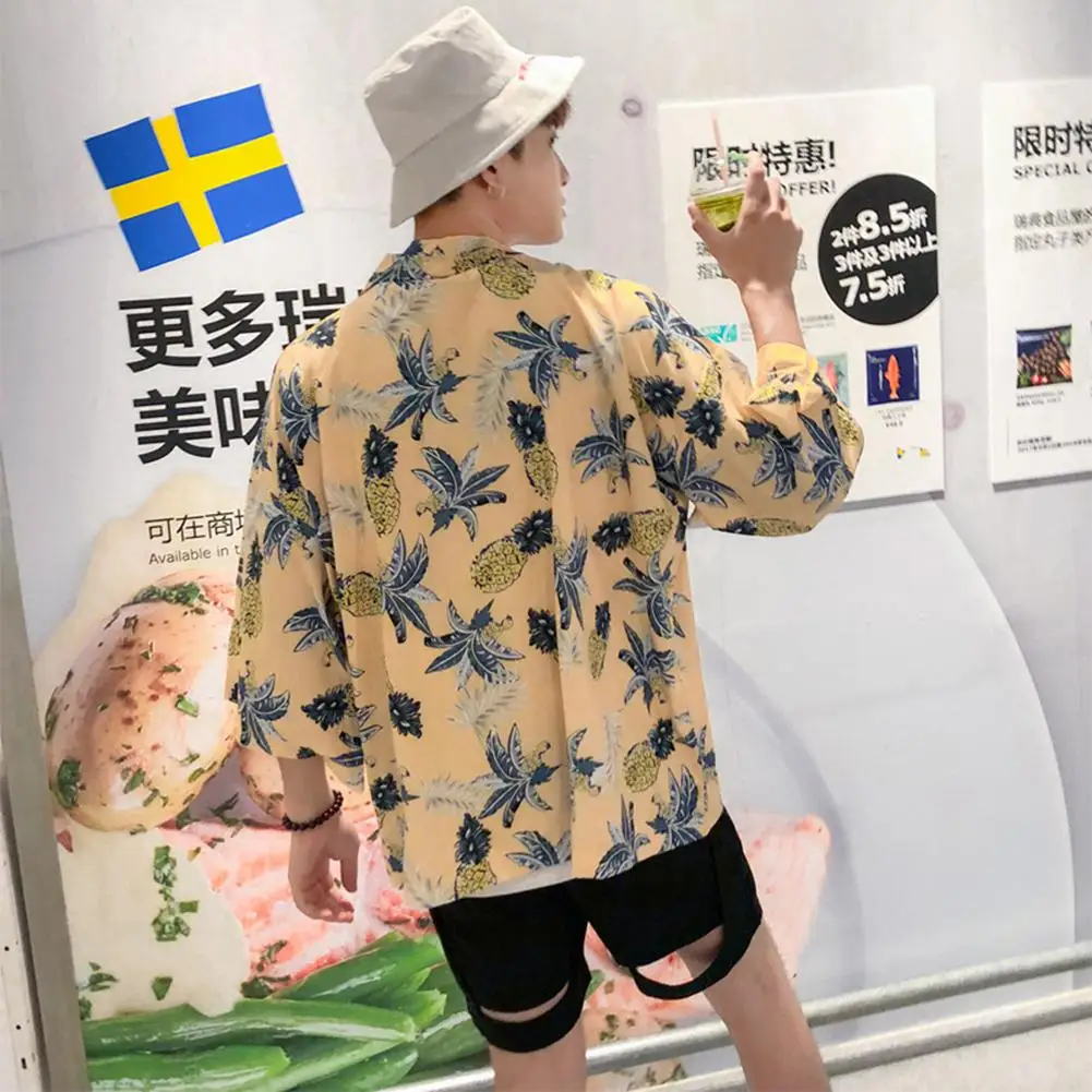 

Lovers 2020 New Summer Spring Shirt MenWomen Retro Loose Hawaiian Pineapple Print for Seaside Vacation Dhort Sleeve Shirt Male