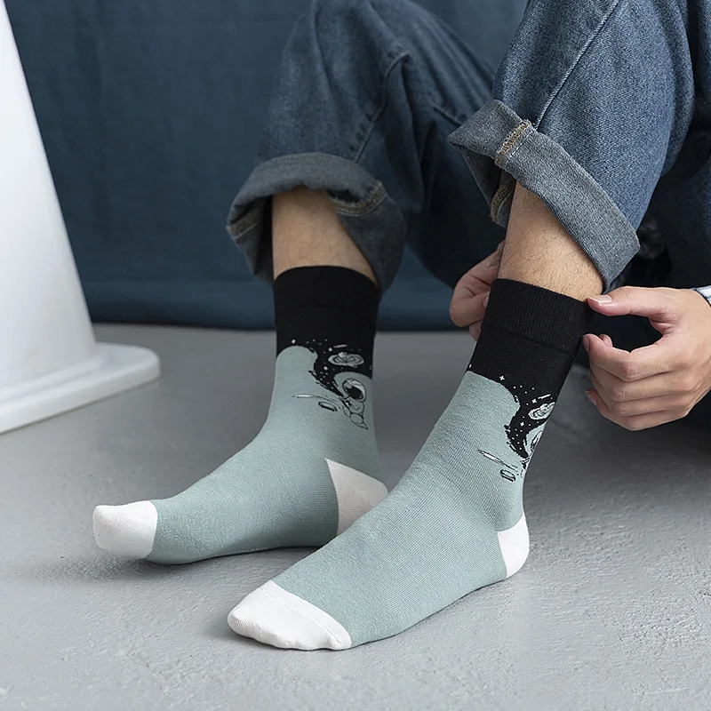 

3 Pairs/Lot Men's Socks Harajuku Retro Vintage Streetwear Crew Socks Unisex Men Women Cartoon Print Hip Hop Skateboard Long Sock