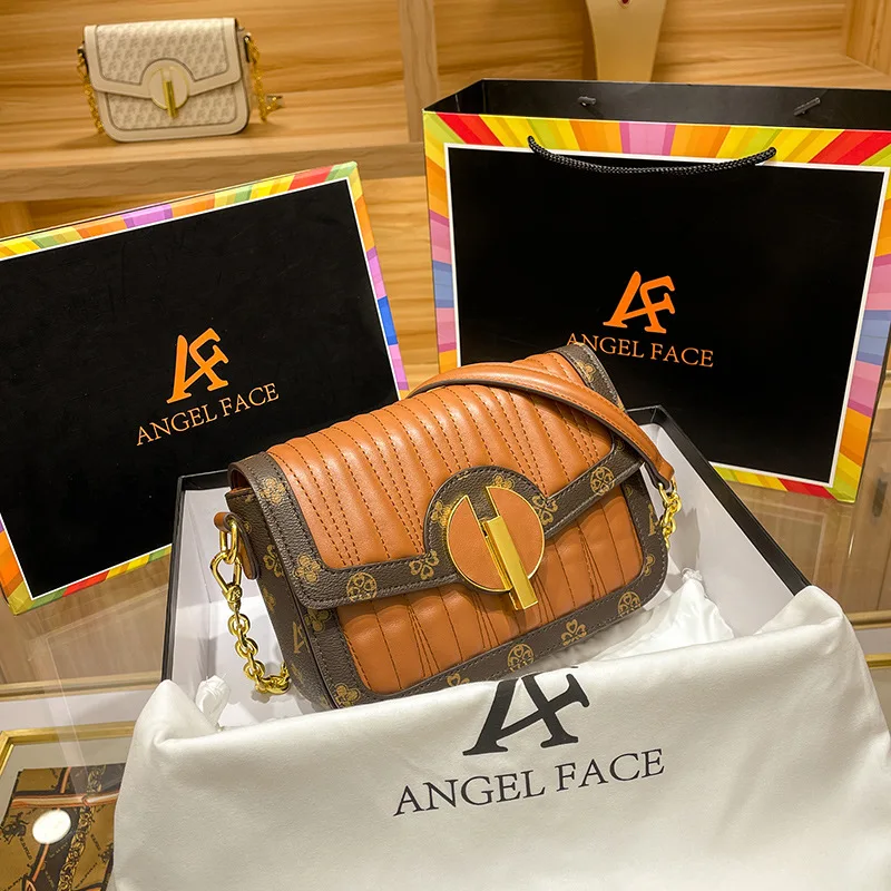 

Неограниченная Очаровательная Женская 100% натуральная кожа популярная цветная Дамская маленькая квадратная сумка для дальнозоркости унив...