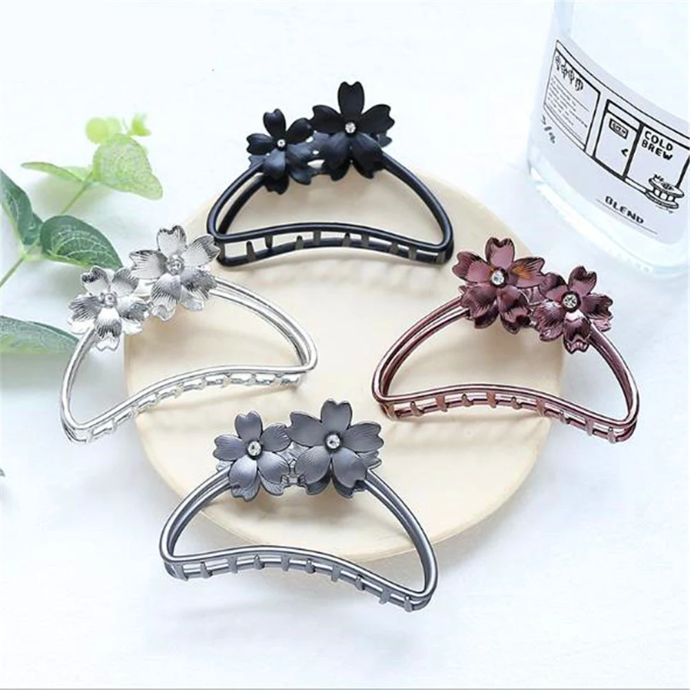 Новые Модные полые заколки для волос женщин цветочные ретро металлические с