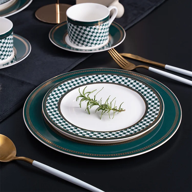 

Luxury Creative Plate Sets Ceramic Nordic Round Food Trays Decorative Dinner Plate Sets Piatti Ceramica Home Tableware DB60PZ