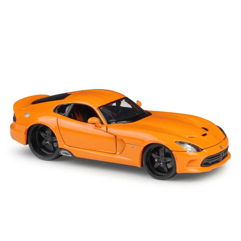 

maisto 1:24 2013 Dodge SRT Viper GTS Alloy Luxury Vehicle Diecast Pull Back Car Model Goods Toy Collection