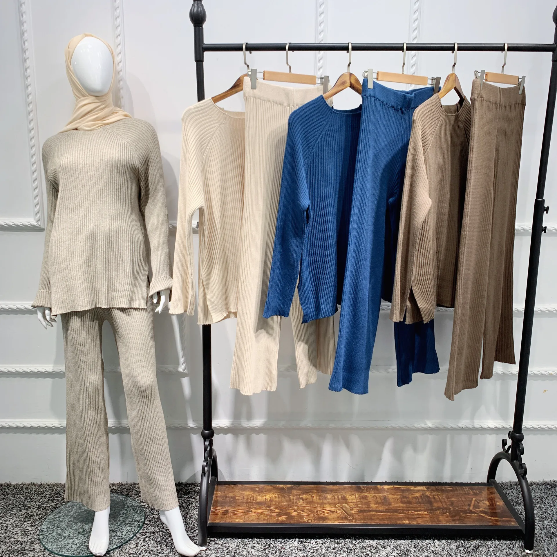 

Winter Knit Sweater Two Piece Knitted Pant Sets Tops Slim Muslim Sets Tracksuit Abaya Outfits Islam Robe Sporting Suit Female