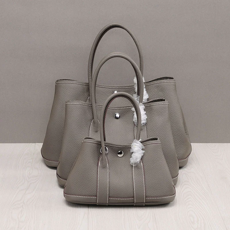 

Women's Cow Leather Totes Fashion Large Capacity Handbag Soft Luxury Handbags Genuine Leather Women Bags Designer Crossbody Bag