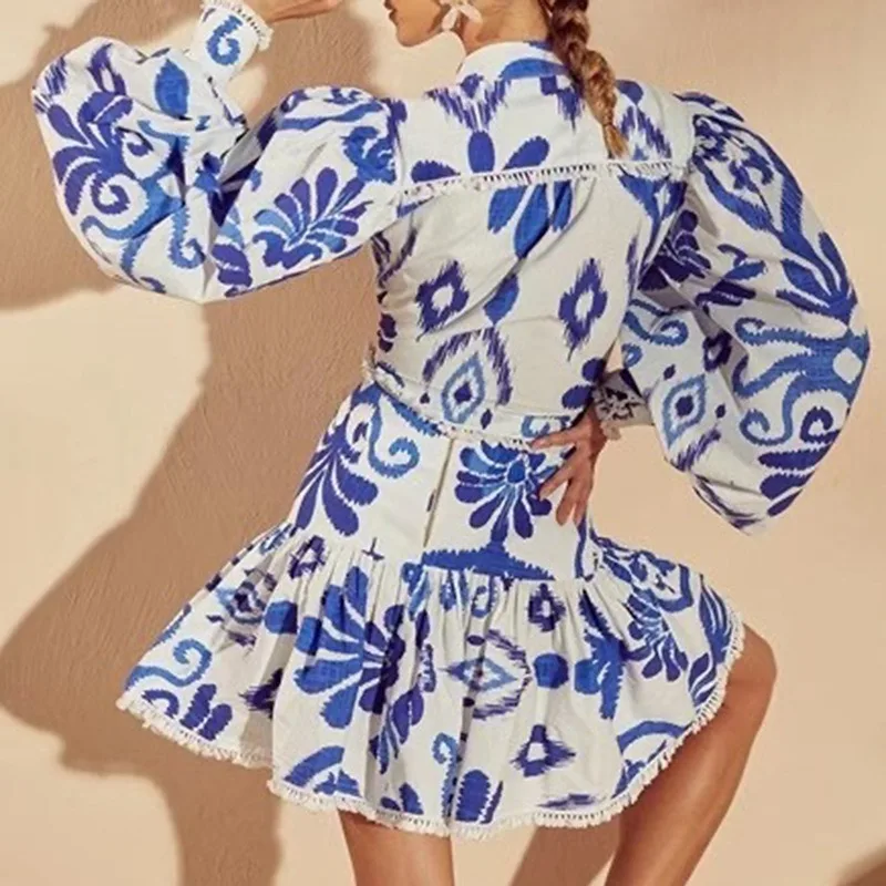 

Chic Print 2 Pcs Women Set Turn-down Collar Puff Sleeve Drawstring Slim Waist Blouse + A-line Ruffles Skirts 2021 Spring Suit