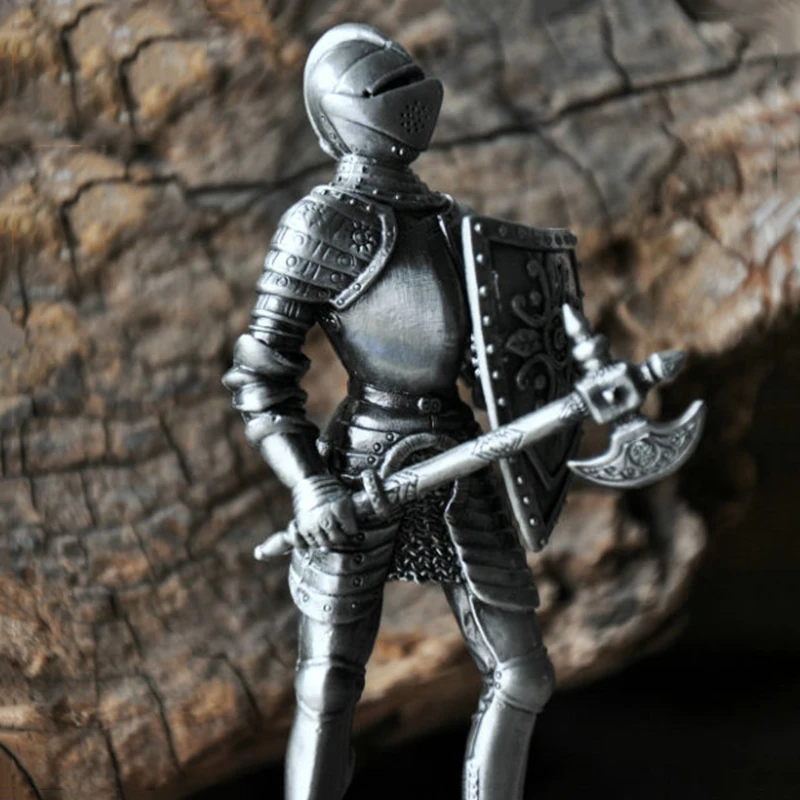 Классическая европейская средневековая Оловянная статуя солдата воина