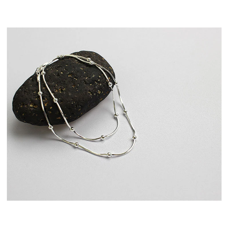 Женская цепочка из серебра 925 пробы с промежуточными бусинами | Украшения и