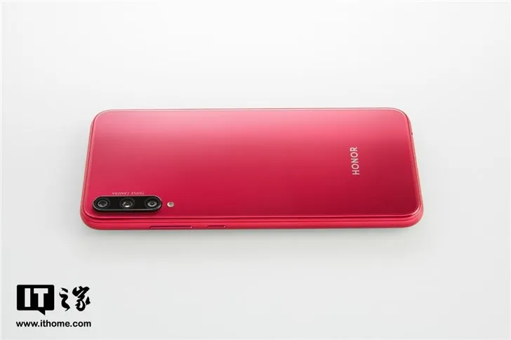 Стоковые Honor Play 3 сотовые телефоны Kirin 710F Восьмиядерный 6,3" ips 1560X720 6 ГБ ОЗУ 64 Гб ПЗУ 9,0 МП GPU TURBO Android смартфон