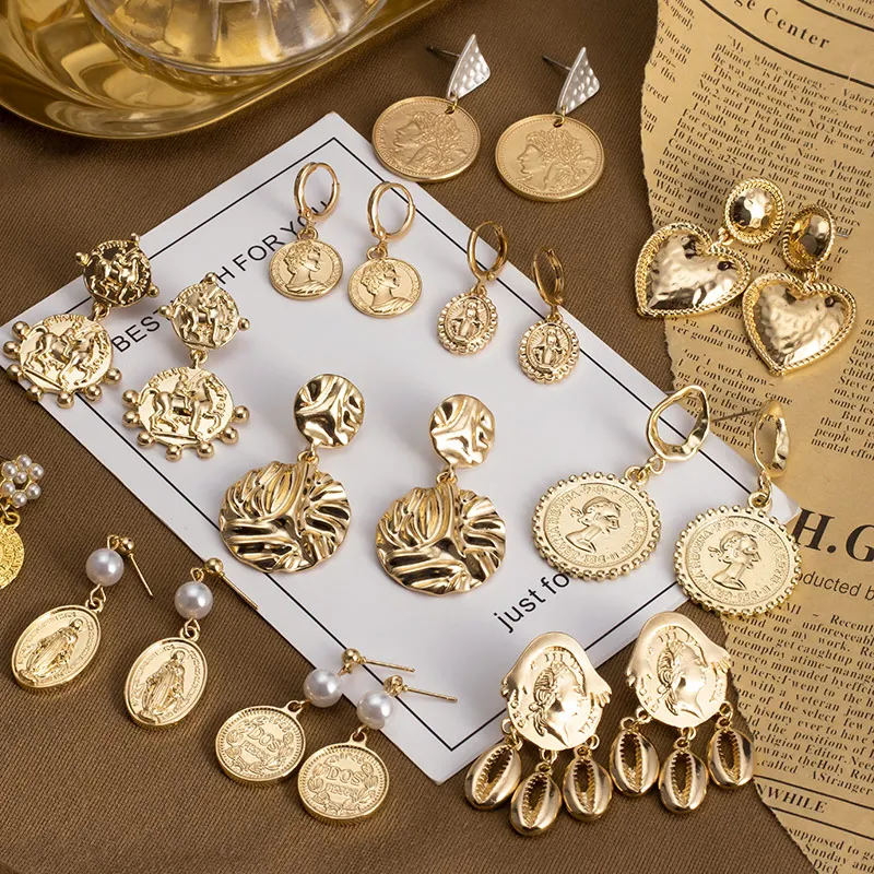 В винтажном стиле сапоги в панковском монета золотого цвета Круглый свисающие