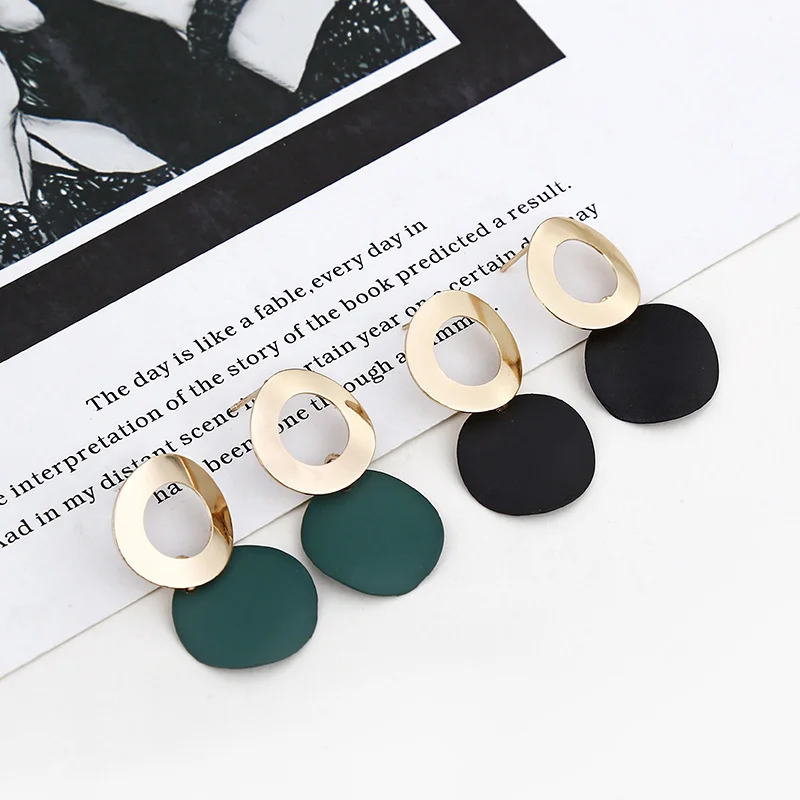 

New Korean Statement Round Earrings For Women Geometric Gold Shell Fluff Dangle Drop Earrings Brincos Fashion Jewelry