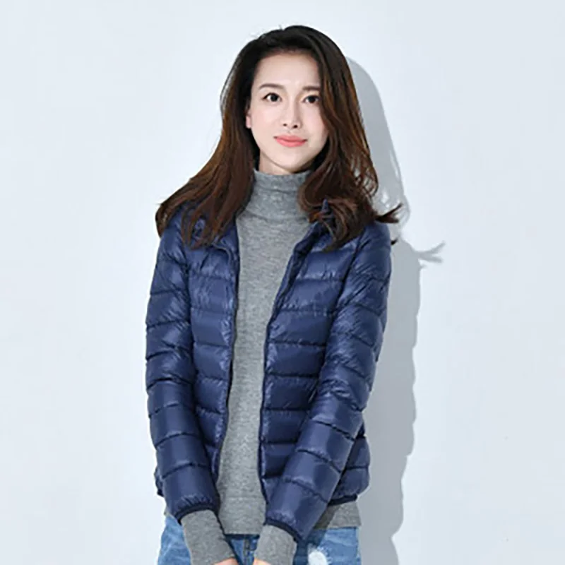 Winter Women's Ultra-Lightweight Down Jacket Duck Down Hooded Jacket Long-Sleeved Warm Jacket Women's Portable Jacket 2021