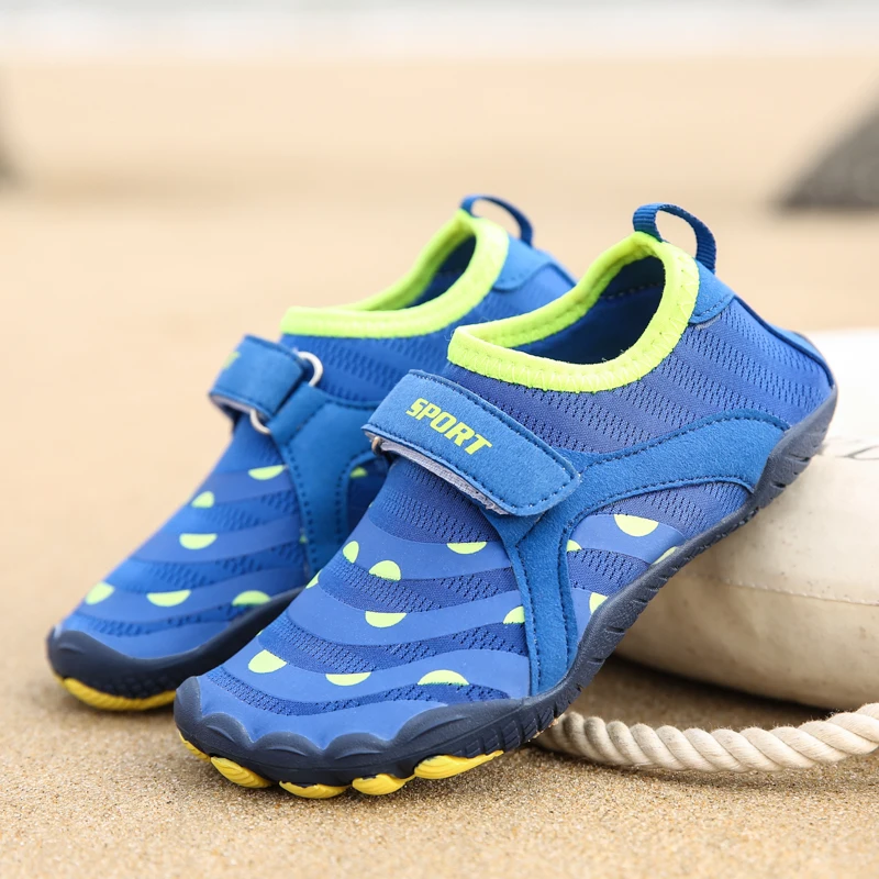 

29-38 new children's beach shoes swimming shoes parent-child outdoor wading shoes river shoes Velcro children's shoes