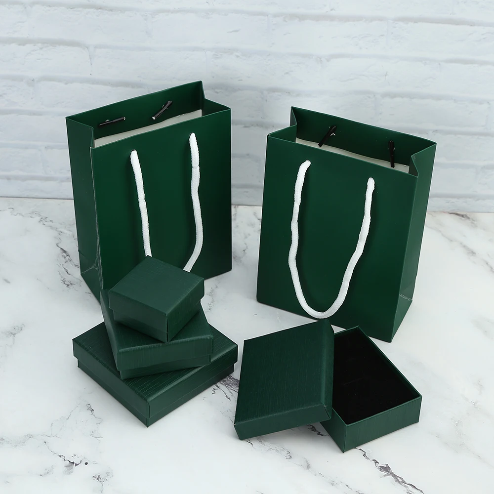 

Jewelry Packing Organizer Earrings Rings Display Present Bag Small Paper Box and Bag for Wedding Christmas Candy Gift Bag