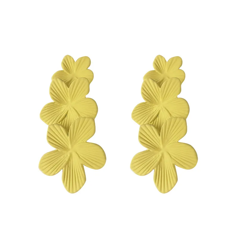 

Metal Solid Flower Earrings Fashionable Sweet Elegant Geometric Painting Earrings Accessories Wholesale Woman Birthday Gift