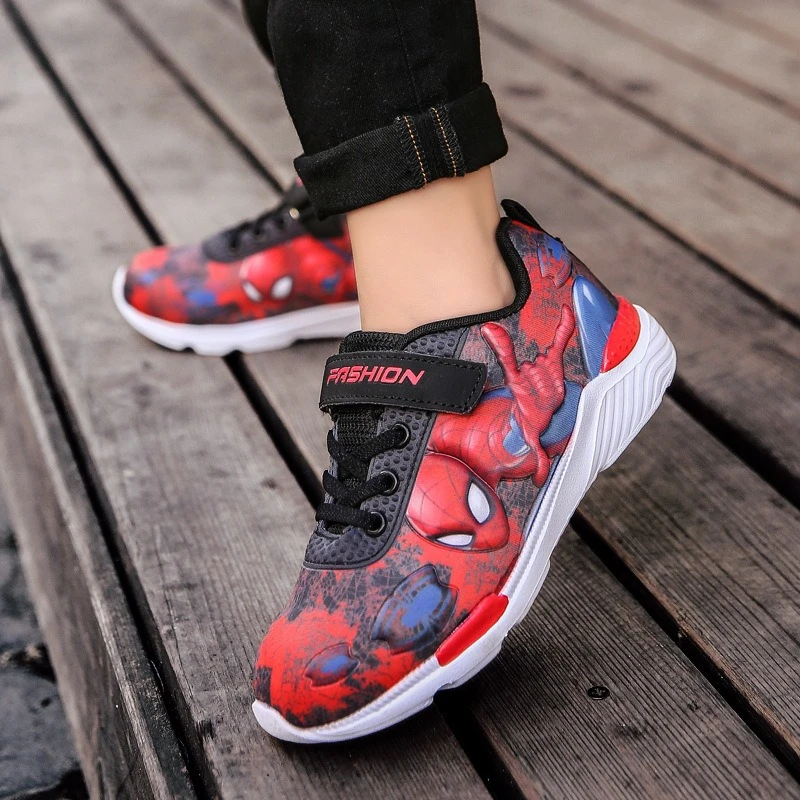 Кроссовки детские кожаные дышащие спортивные для бега мультяшный рисунок