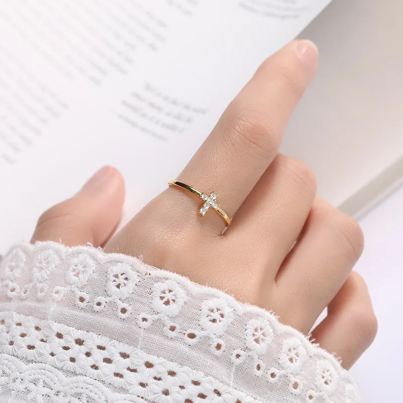 Женское кольцо из серебра 100% пробы с круглым камнем|Кольца| |