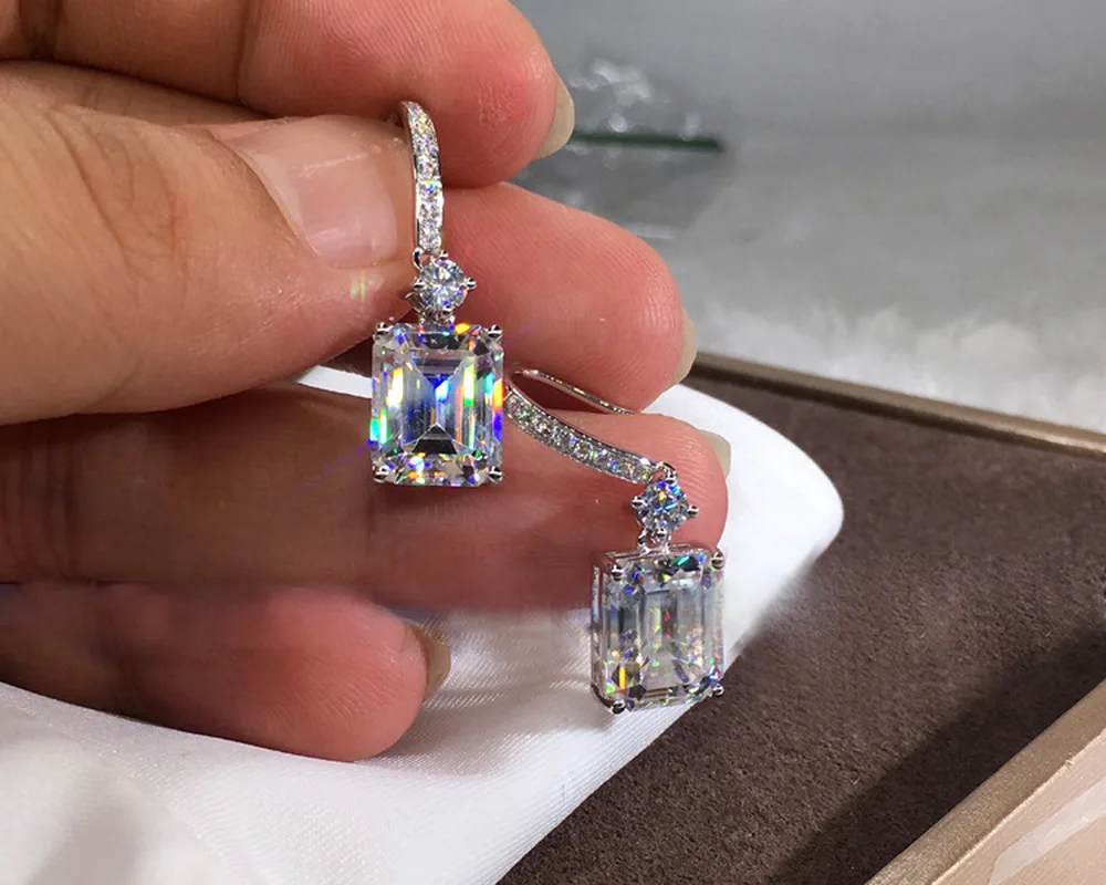 Женские прямоугольные серьги большие серебряные с цирконом и камнем милые