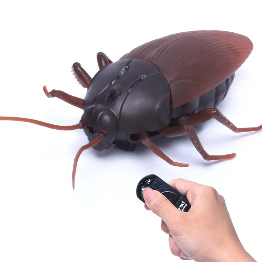 

Funny Gadgets Simulation Infrared RC Remote Control Scary Creepy Insect Cockroach scary kids Toys Gag Halloween Christmas Gift