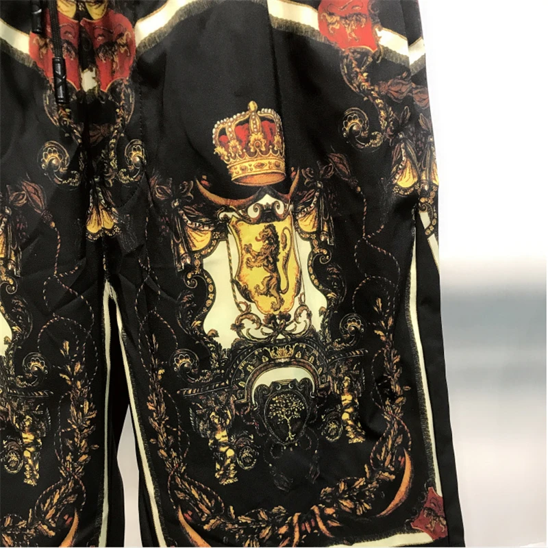 

Men's Designer Brand Beach Stretch Sports Comfortable Casual Shorts