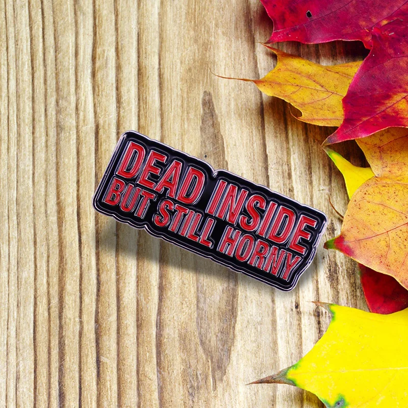 Забавная брошь в готическом стиле с мертвой внутренней стороной | Украшения и