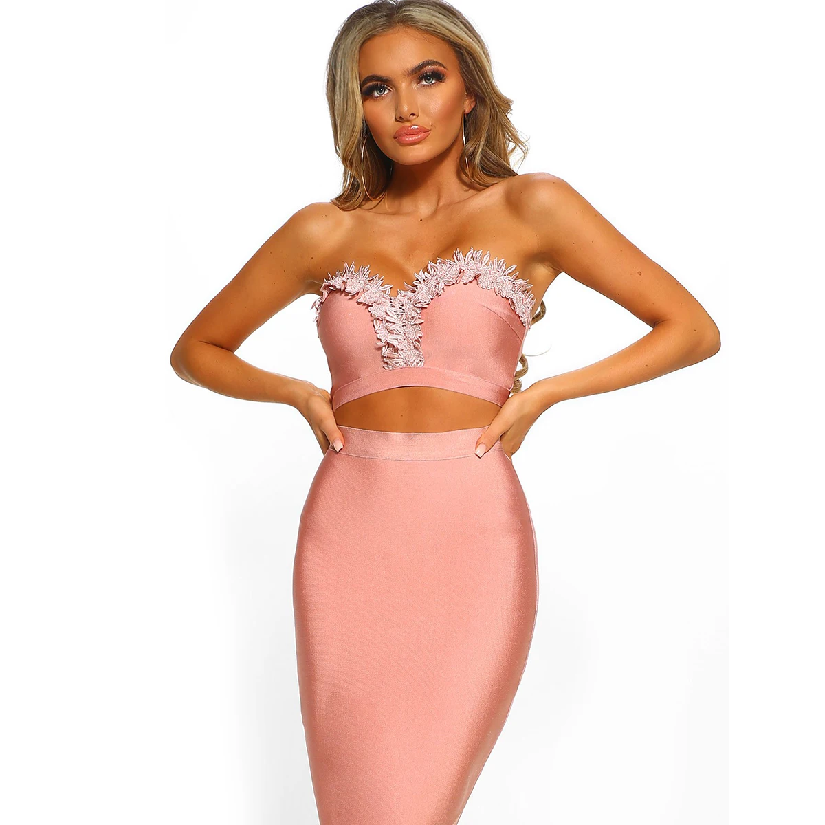 Комплект сексуального женского нижнего белья без бретелек кружевной комплект из