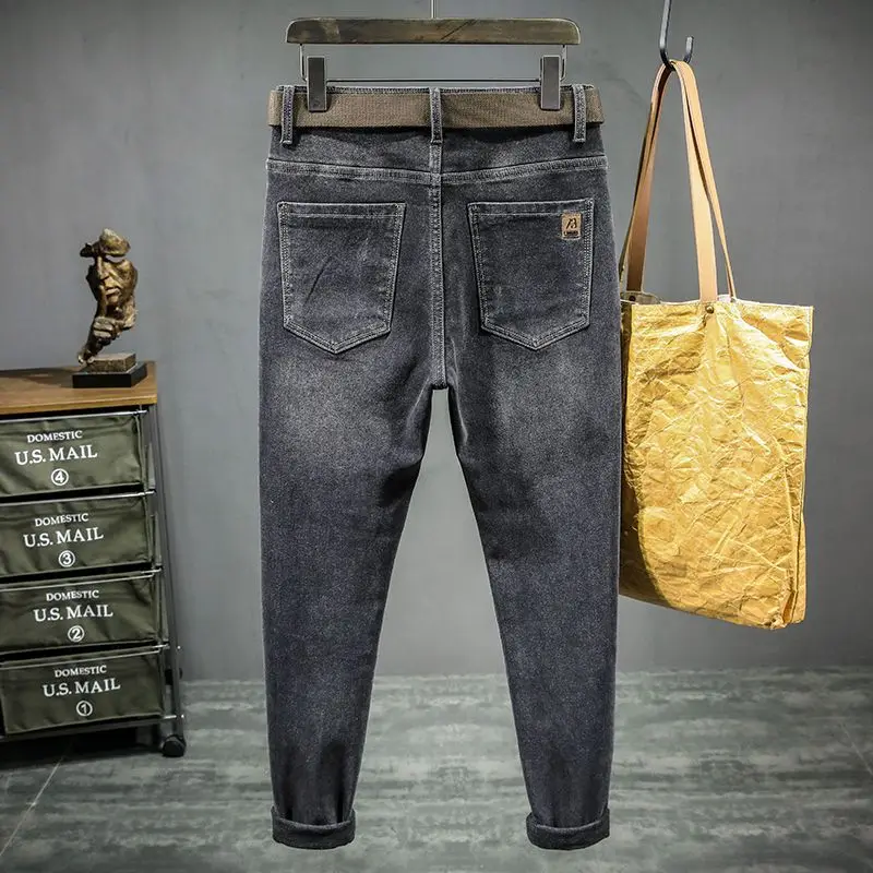 

Autumn And Winter New High-end Jeans Male Trend Loose Tide Male Korean Version Of The Wild Feet Pants Stretch Embroidery