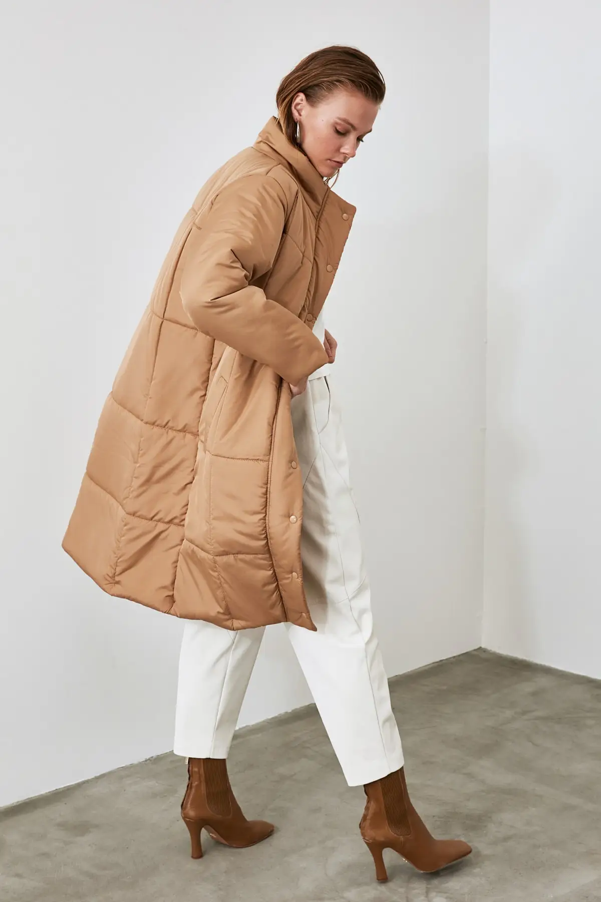 

Trendyol Inflatable Zipper It Should Cover LONG coats TWOAW20MO0015