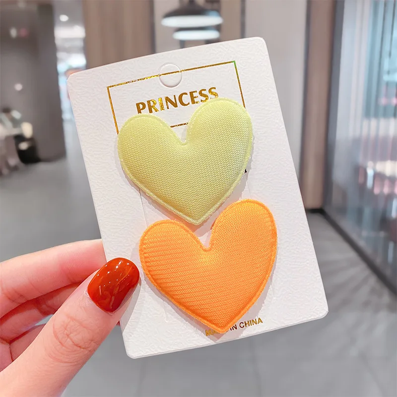 

2PCS/Set New Lovely Love Fabric Girls Hair Claws Cute Child Hairpins Fashion Bangs Hair Clips Hair Accessories Ornament Suit