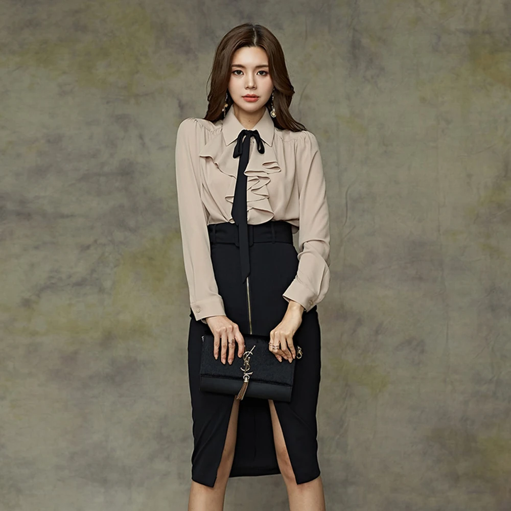 

women elegant suits 2 Pieces Set 2019 new autumn bow tie long sleeve shirts + high waist front zip skirts office OL suits