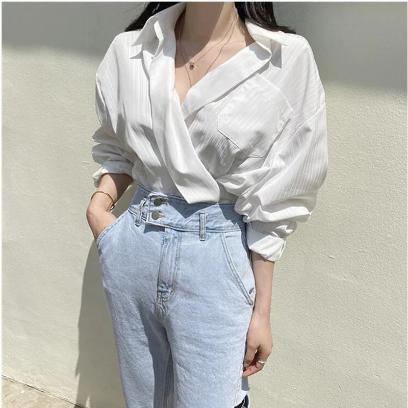 

New 2020 Women Autumn Winter Blouses Shirts Bat Sleeve Overszie Vintage Pockets Striped Office Lady Wild Tops CL516