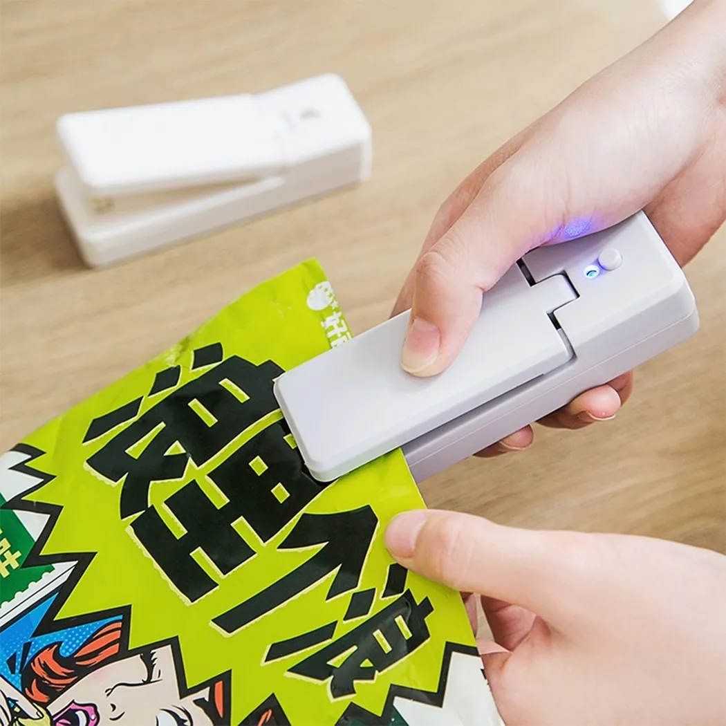 

USB Charging Portable Mini Sealing Household Machine Heat Sealer Capper Food Saver For Plastic Bags Package Mini Gadgets