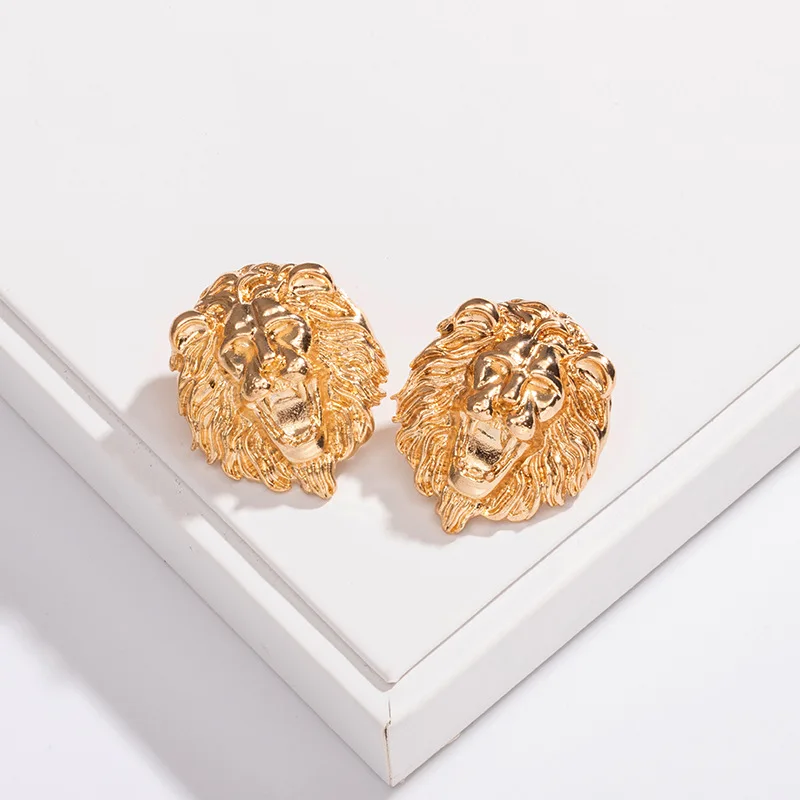 

HF JEL Vintage Baroque Earrings for Women Gold Color Lion Head Stud Earrings Metal Earings Fashion Jewelry Baroque Ear 2019