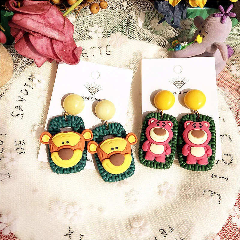 

New Arrival Resin Lotso Pink Girls Fashion Dangle Earrings The Toy Story Winnie The Pooh Tigger Ear Pandents Cartoon