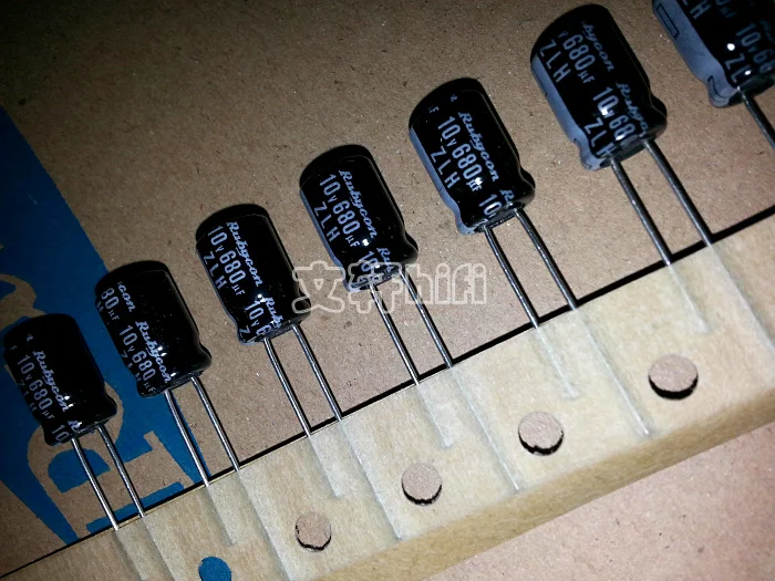 2020 25 шт. со сквозным отверстием Суперконденсатор Rubycon 10v680uf электролитический