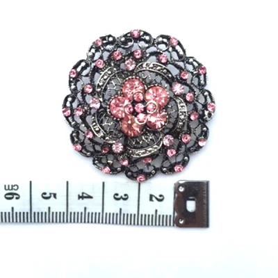 Pink Ретро серебро 4 см Ретро Древние аксессуары Стразы Декоративные пряжки из сплава Одежда Сумка Обувь DIY материалы пуговицы для одежды - Цвет: Pink