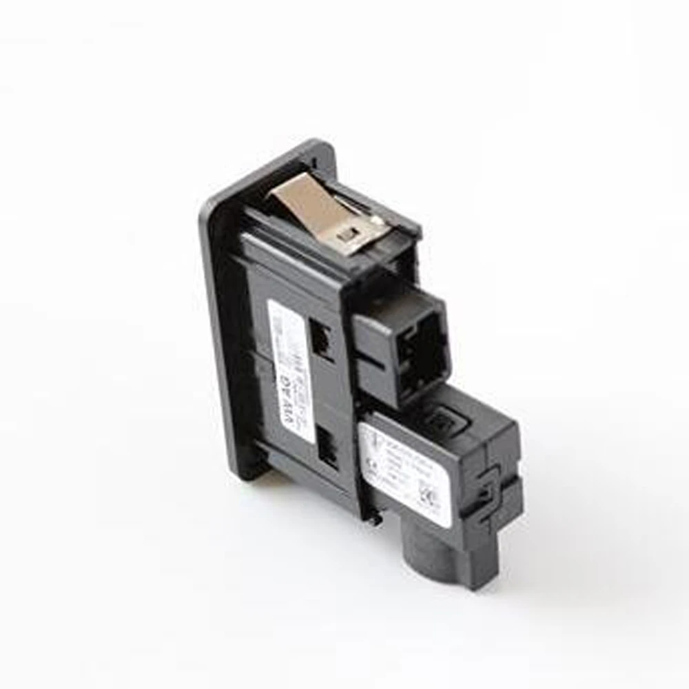 

Car USB AUX in Plug Input Socket Adapter for VW Golf MK7 VII Tiguan passat cc