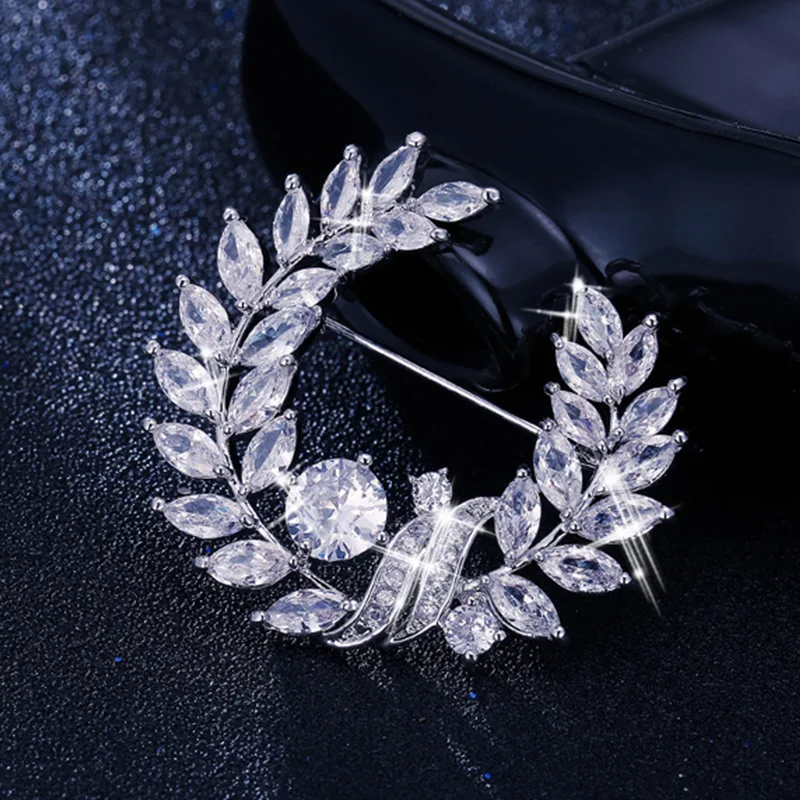 Новое поступление серебряная брошь с оливковой веткой женская свадебная