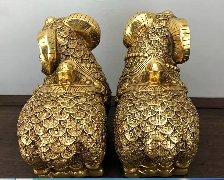 Metal crafts Home Decoration 1 Pair Of Chinese brass Carved Coin sheep Sculpture Feng Shui Goats Statue |