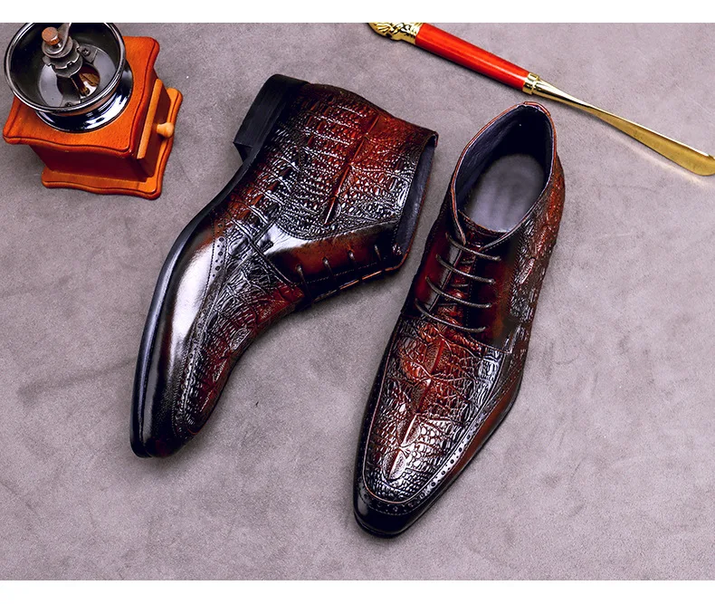 Мужские ботинки на плоской подошве черные до бедра с круглым носком из воловьей