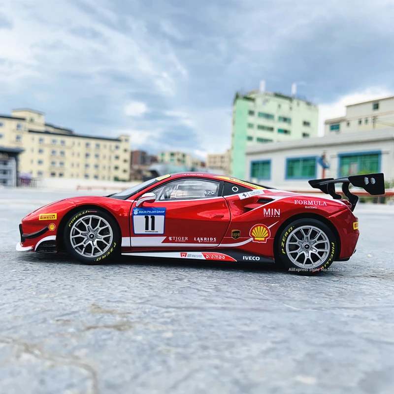 Модель автомобиля Bburago Ferrari 488 2017 модель детского бойфренда подарок из