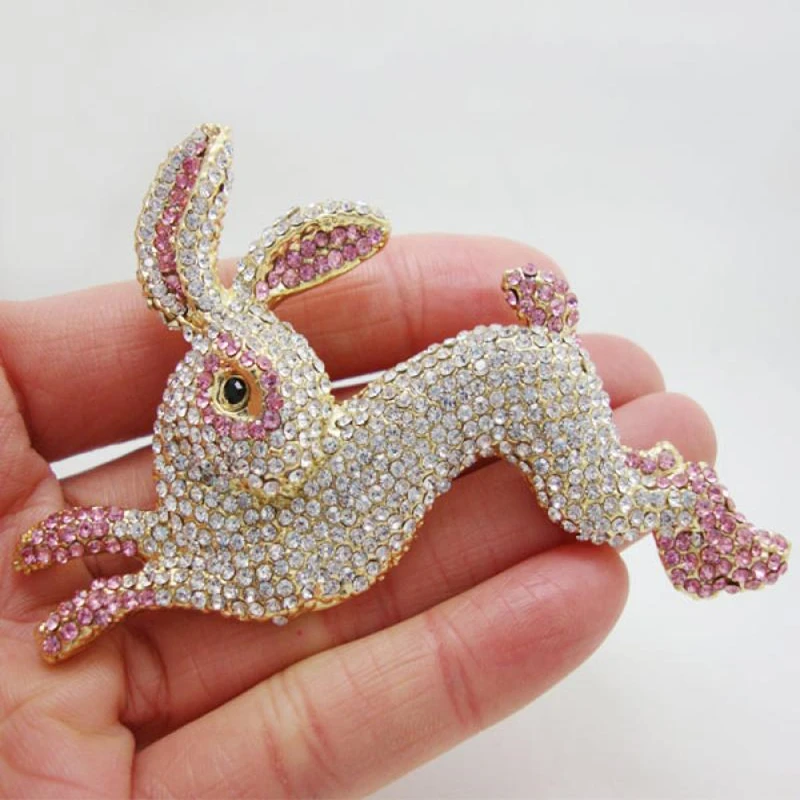 Ice Out Rabbit Bunny Brooch Pin for Women Fashion Banquet Brooch Jewelry Gift