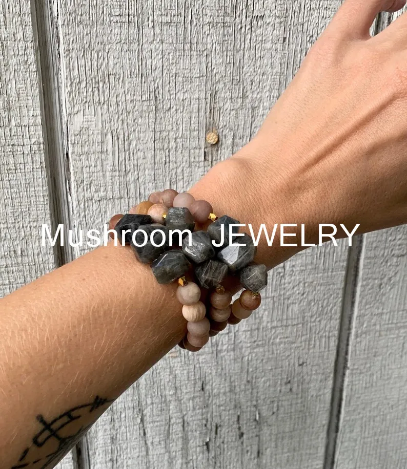 Natural sUNSTONE Stone Beads  Labradorite nuggest Women Stack Bracelet