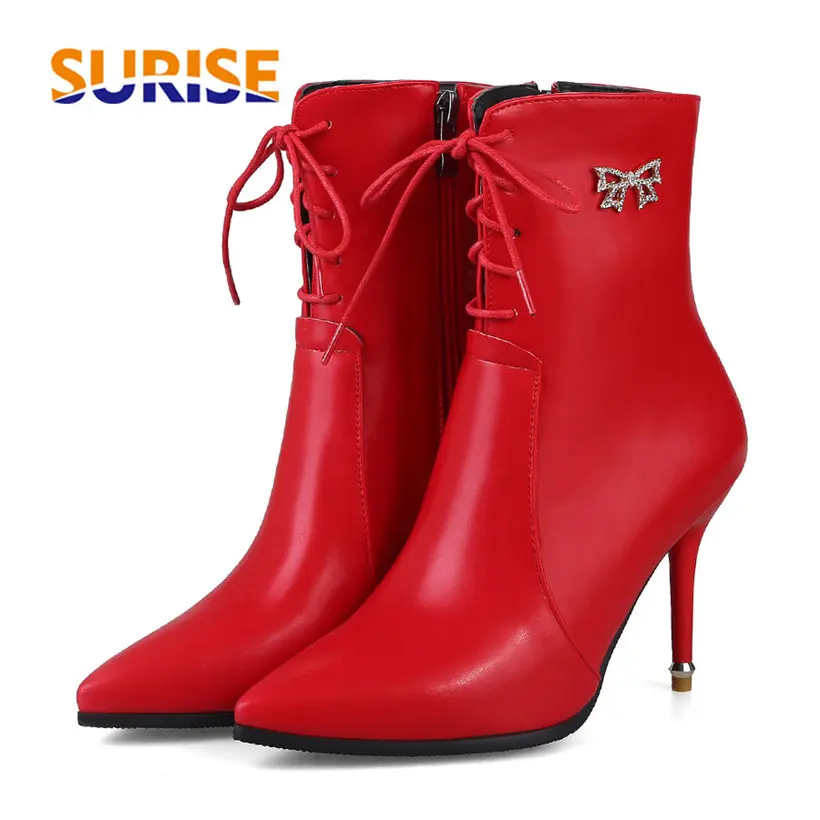 

Зимние женские ботильоны на высоком каблуке-шпильке с острым носком; Цвет черный, белый, красный; Повседневные женские офисные ботинок на шп...