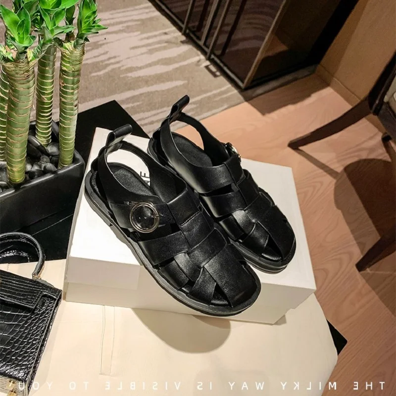 

Women Real Leather Shoes Summer Sandals Buckle Strap Hollow Out Beach Sandals Cool Ladies Footwear Soft Bottom Ladies Sandals