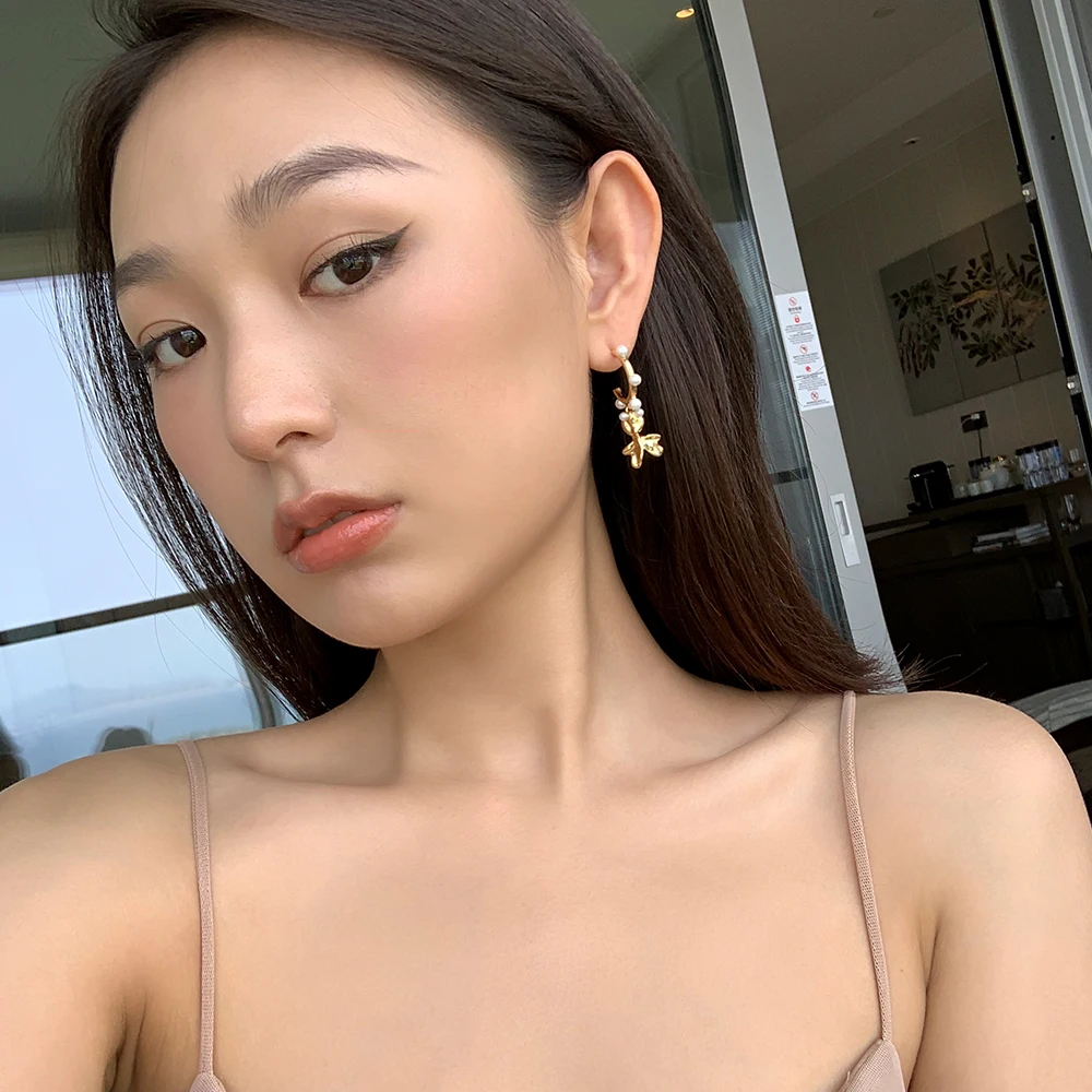 

Spring fashion s925 silver needle goldfish pearl earrings temperament long stud earrings women