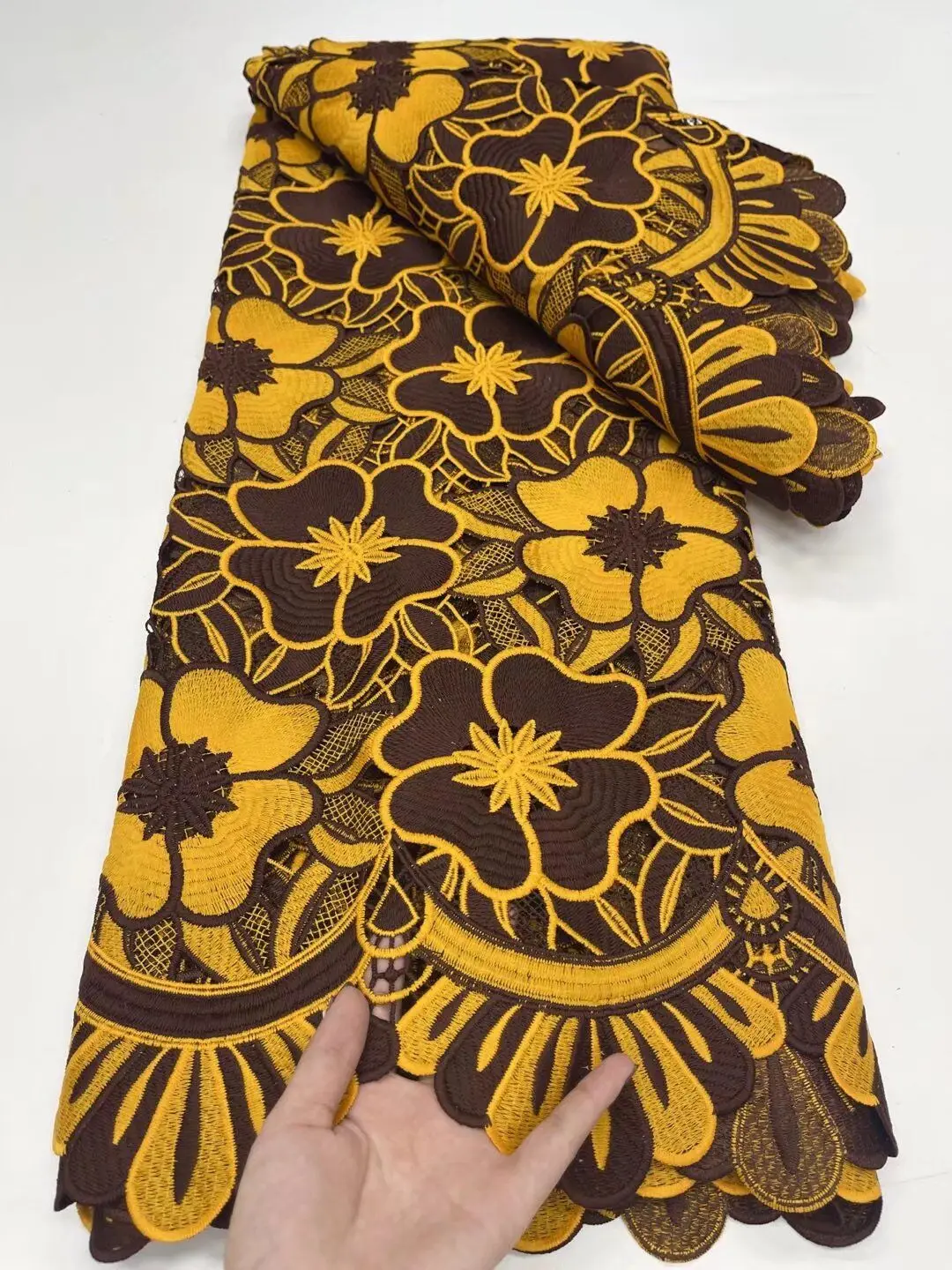 

Красивый африканский шнур гипюр кружевная ткань 2021 Высококачественная французская Водорастворимая кружевная ткань для вечернего платья 5 ярдов