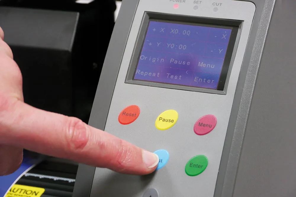 Настольный виниловый резак хорошее качество usb-драйвер плоттер для резки бумаги |