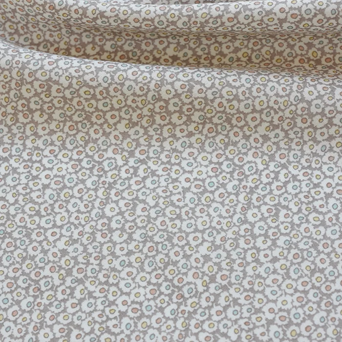

50*110cm Pure Cotton Cute Egg Floral Flower Printed Fabric Clothes Skirt Children Clothing Shirt Tablecloth Handmade DIY Fabric